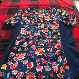 Women's iFlex Cherokee Scrub Floral Scrub Top